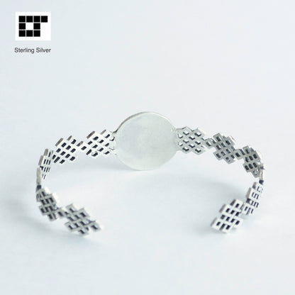 Bangle cuff bracelet / Ivy in a circle  / Kamon / Japanese clan crest / Sterling Silver