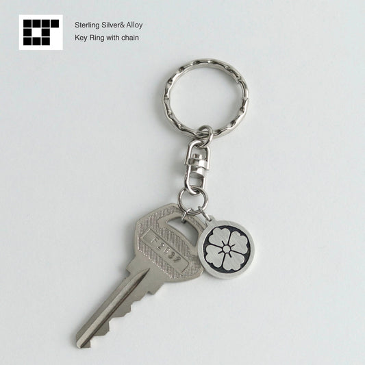 Key chain - Hanabishi in a circle -　丸に四方花菱