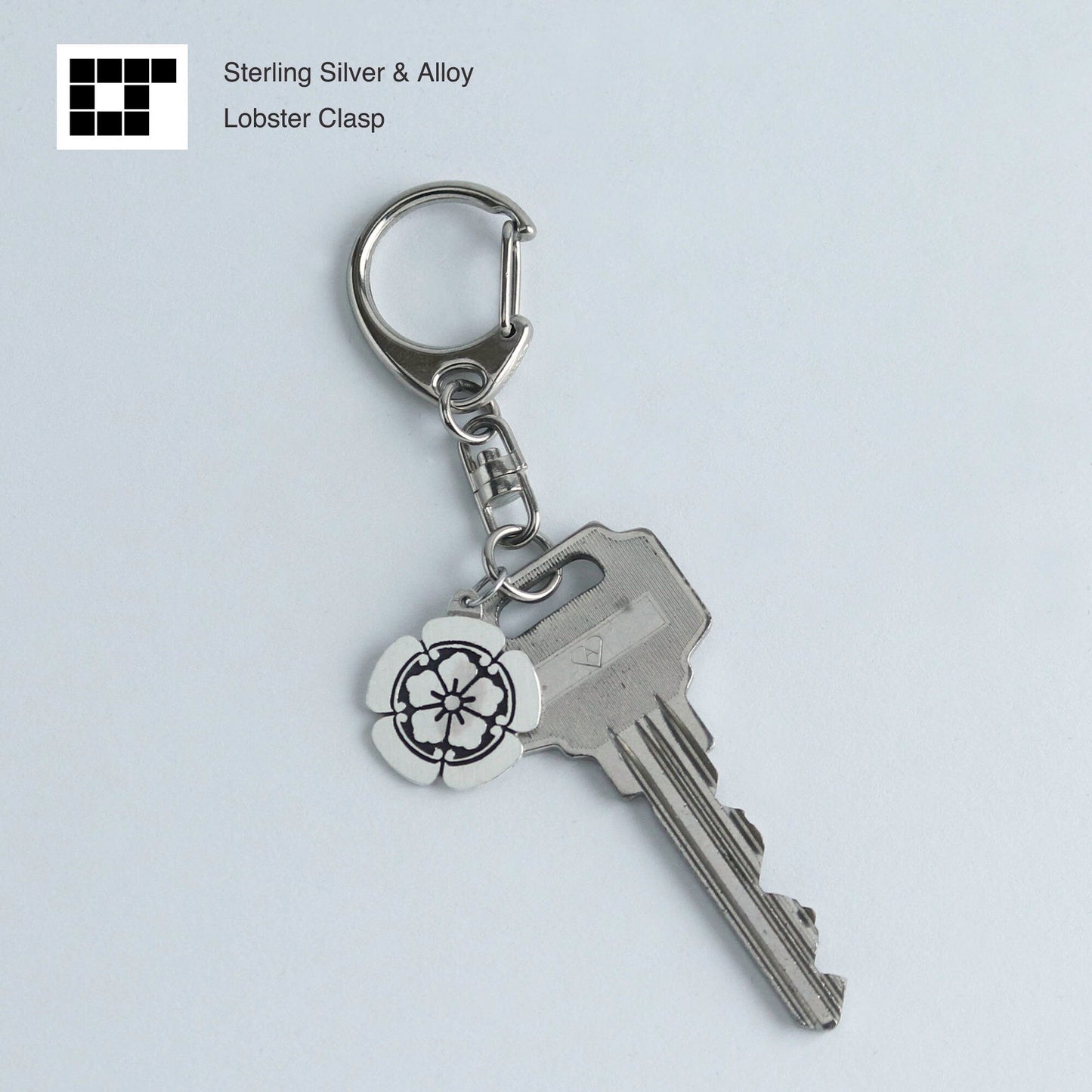 Oda Melon Kamon - Japanese Clan Crest - Silver Key holder