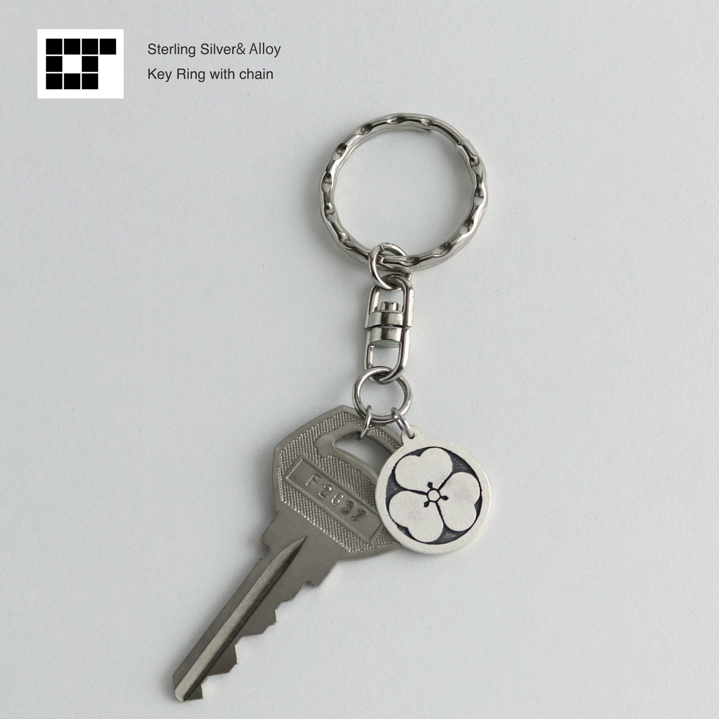 Wood Sorrel in a circle Kamon - Silver Japanese Clan Crest Key holder