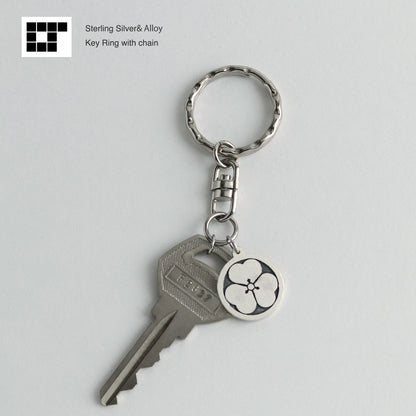 Wood Sorrel in a circle Kamon - Silver Japanese Clan Crest Key holder