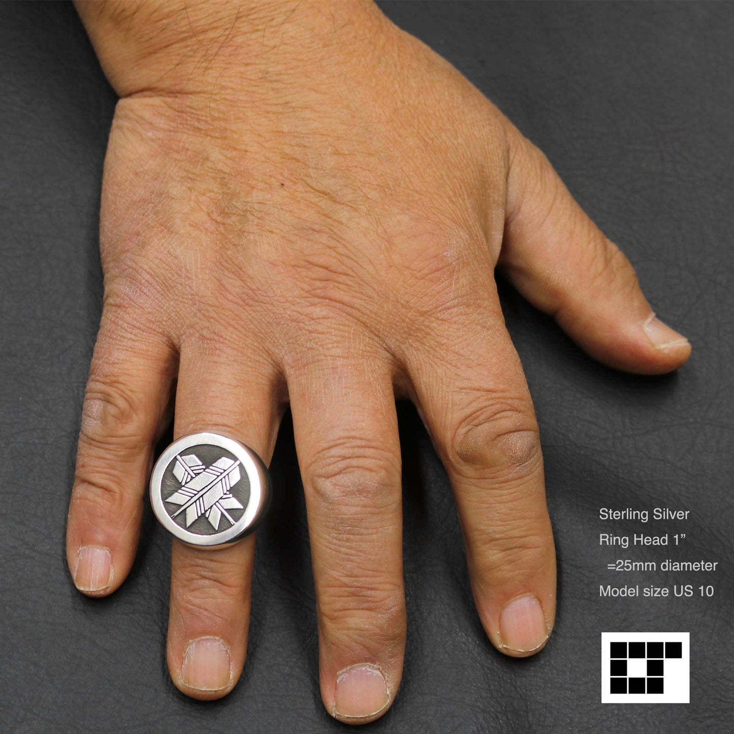 Signet Ring - Maruni chigay-ya - Crossing Arrows in a circle