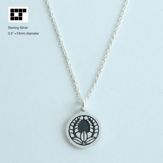 1/2"=13mm Pendant - Growing up wisteria in a circle - 丸に上り藤