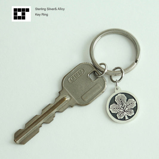 Key chain -  Maruni Tachi Kajinoha - 丸に立ち梶の葉