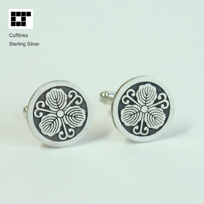 Tie tack - Oak vine in a circle - 丸に蔓柏