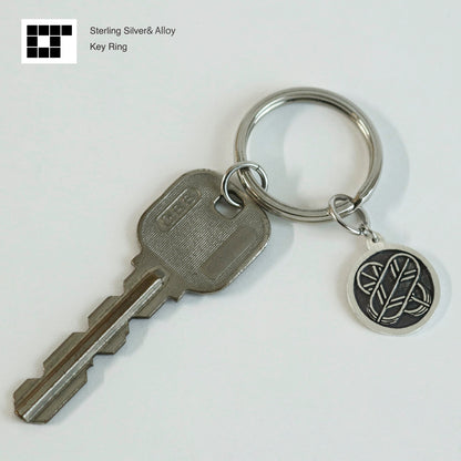 Key chain - Outlined Crossing Hawk Feathers in a circle -  Maruni Chu-kage Chigai Takanoha - 丸に陰違い鷹の羽