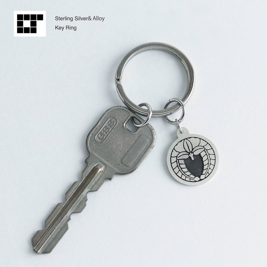 Key chain - Weeping Wisteria in a circle - 丸に下がり藤 - Maruni sagari fuji
